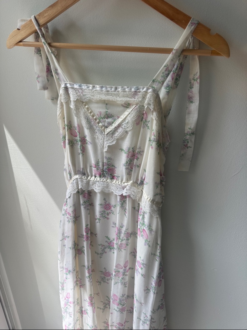 Gunne Sax-style 70s Romantic Floral Maxi Dress